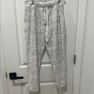 Scorpio Sol White and Gray Joggers Size Small